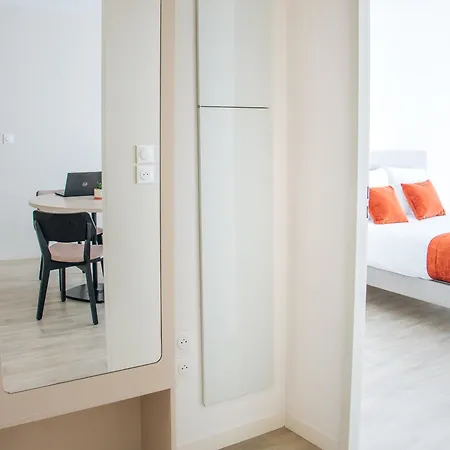 Twenty Business Flats - Bayard شقة فندقية *