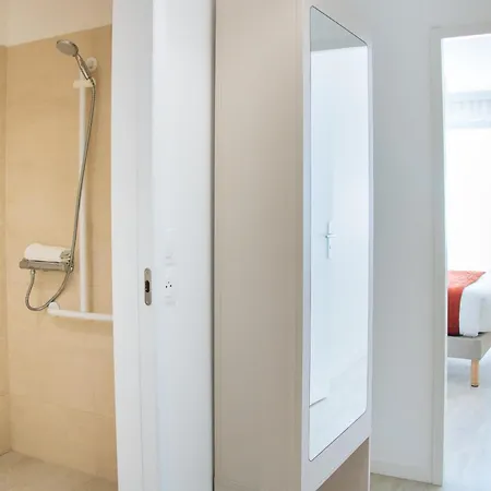 Twenty Business Flats - Bayard 3*