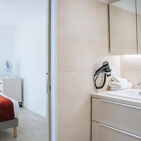 Apartahotel Twenty Business Flats - Bayard Lila