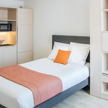 Twenty Business Flats - Bayard شقة فندقية ليل