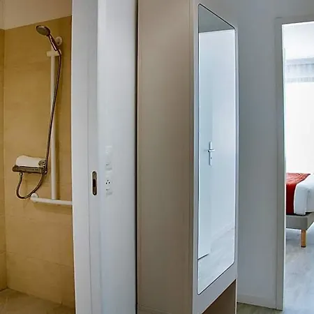 Twenty Business Flats - Bayard 아파트호텔