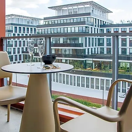 Twenty Business Flats - Bayard 3* 릴