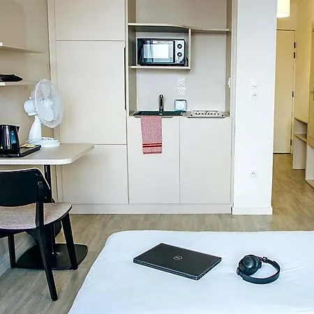 Twenty Business Flats - Bayard 3* 릴
