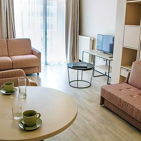Twenty Business Flats - Bayard 릴