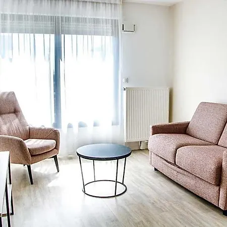 Twenty Business Flats - Bayard Apartahotel 3*