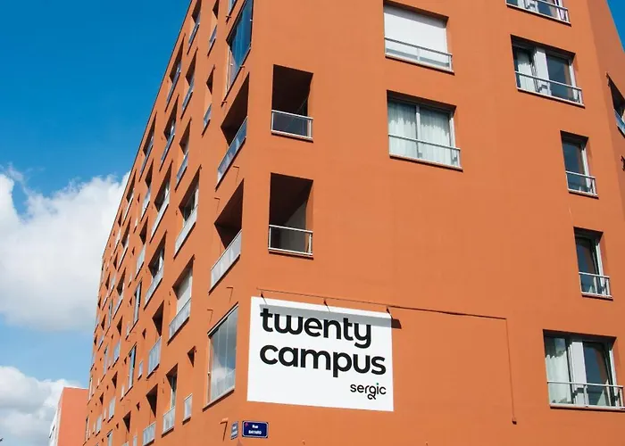 Twenty Business Flats - Bayard