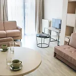 Twenty Business Flats - Bayard Apart Otel 3*