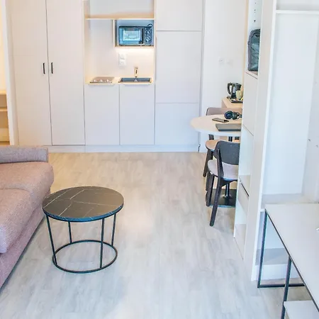 Twenty Business Flats - Bayard 3*